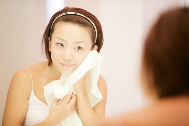 #4 bước vệ sinh da mặt đúng cách mà bạn cần phải ghi nhớ 3